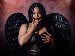 Streamate Adult Webcam of Shantall_Evans
