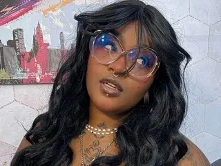 Streamate Private Sex Chat of LaylaCumninngss