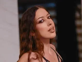 Streamate Private Sex Chat of AlaraMyst