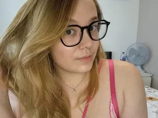 Streamate Sex Chat of Emski_xox