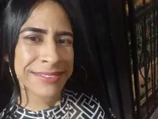Streamate Live Porn of NAHOMY_SWEETT19