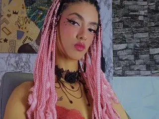 Streamate Free Live Porn of Queen_Cuarxooo