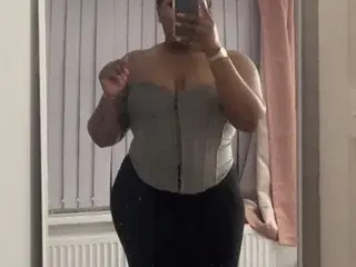 Streamate Best Webcam of CurvyCandyX