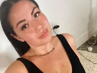 Streamate Free Live Porn of AnnaGloss