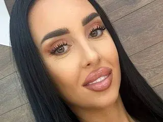 Streamate Live Porn of KairaAndrews