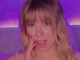 Streamate Sex Cam of BlondieBliss