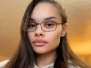 Streamate Sex Cam of KarmelKarma69