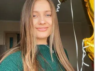 Streamate Free Porn Cam of VasilisaRox