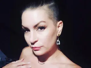 Streamate Free Porn Cam of TheLadyKatrina