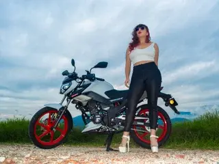 Streamate Free Live Porn of piaf_cute