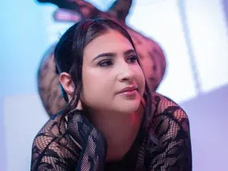 Streamate Adult Webcam of alondrasoomer