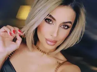 Streamate Nude Webcam of AnayseMaze