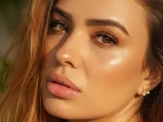 Streamate Live Porn of angelina_rousee