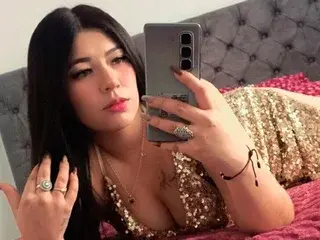 Streamate Best live sex cam show of MiaGreye