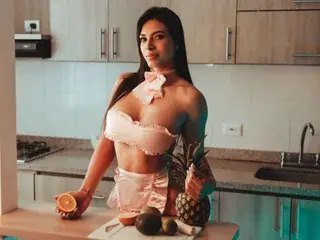Streamate Nude Webcam of YelinaMontana