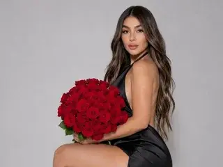 Streamate Free Live Porn of HollyBrensone
