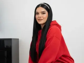 Streamate Nude Webcam of EmiilySquirtt