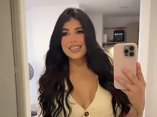 Streamate Best Webcam of SharaSoto