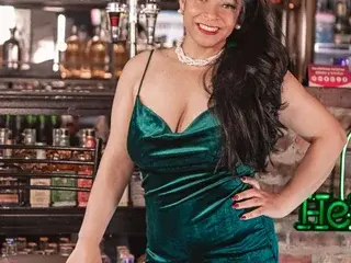 Streamate Sex Chat of AdelinneMoretti