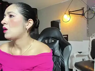 Stripchat Watch Live Sex Cams of Vicky_Angeel