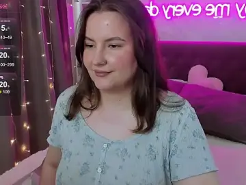 Stripchat Live Sex Cam of FeralPeach