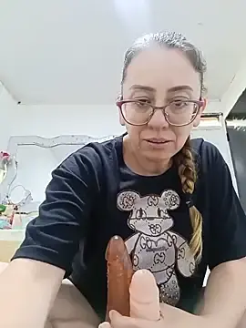 Stripchat Free Porn Cam of miss_hanna07