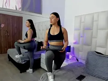 Stripchat Sex Cam of Ariana_rouse