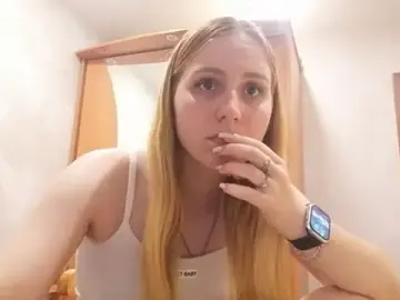 Stripchat Sex Cam of LeighaGreenley