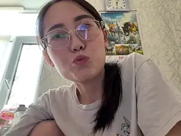 Stripchat Free Live Porn of VickieTrudo