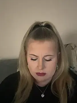 Stripchat Adult Webcam of taylor-b