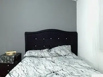 Stripchat Best live sex cam show of Emilia_1995