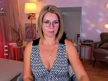 Stripchat Free Live Porn of Annie_Light