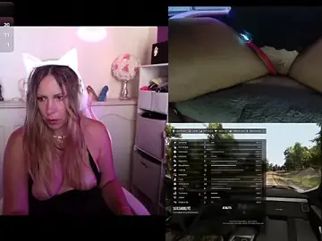 Stripchat Nude Webcam of Angie-night
