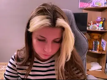 Stripchat Sex Cam of SherikaAzzarella