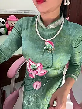 Stripchat Live Sex of ___Erin___
