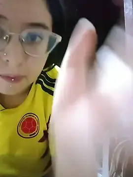 Stripchat Free Porn Cam of kitty_valer