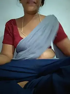 Stripchat Sex Cam of Tamil_Hot_HoneyBee