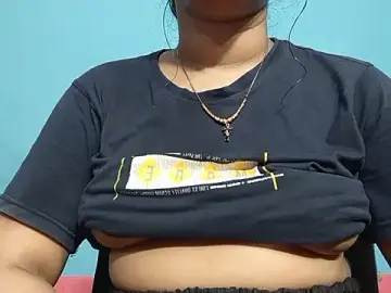 Stripchat Adult Webcams of Adhiti_1