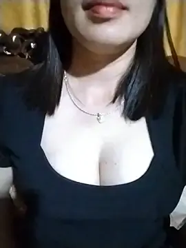 Stripchat Watch Live Sex Cams of Lya_hott