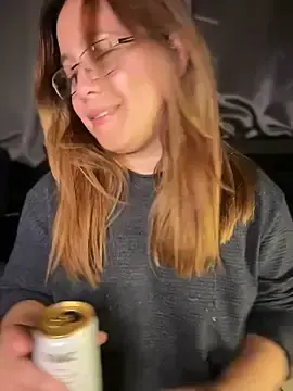 Stripchat Free Porn Cam of MerlyG