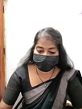 Stripchat Live Sex Cam of tamil_Sigappu_Roja