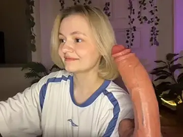 Stripchat Adult Webcams of MoonIvy_