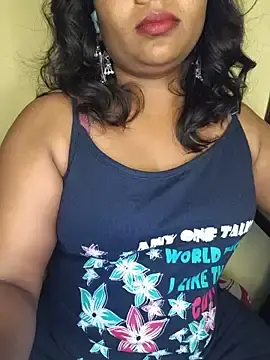 Stripchat Free Porn Cam of ur_love_kannada1