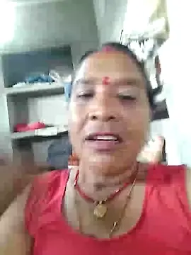 Stripchat Adult Webcam of Loomaraj
