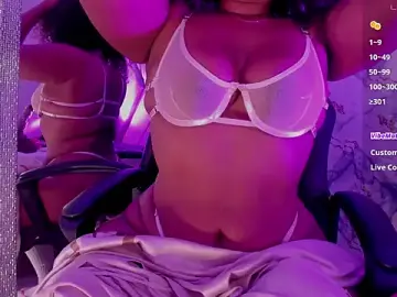 Stripchat Watch Live Sex Cams of mia_rouxx1