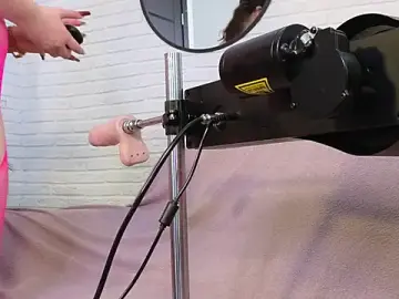 Stripchat Live Porn of Peneloppa_Star