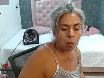 Stripchat Free Porn Cam of lalisha_96