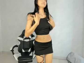Stripchat Live Sex of KarliMon