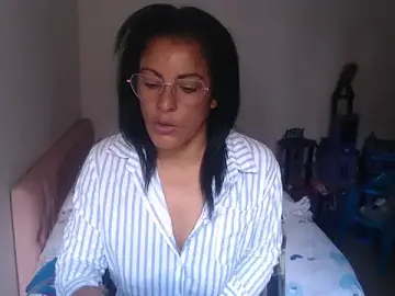 Stripchat Live Porn of kateleyagrey