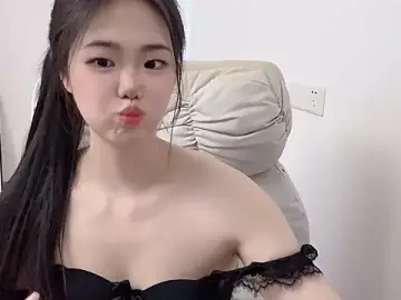 Stripchat Live Porn of suki-1